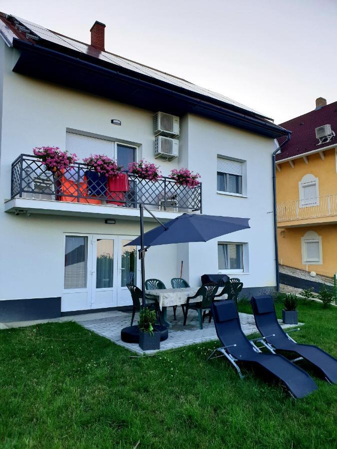 Adri Apartman ザラカロシュ エクステリア 写真
